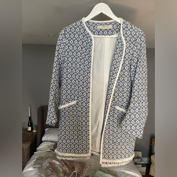 Textured Zara Jacket - Picture 4 of 4